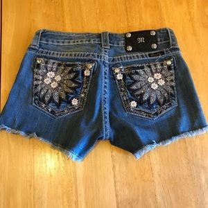 CUTE Miss Me shorts
